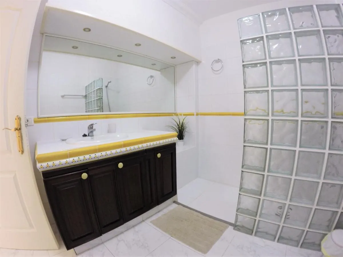 Apartamentos Diamantes Los Cristianos  Los Cristianos (Tenerife)